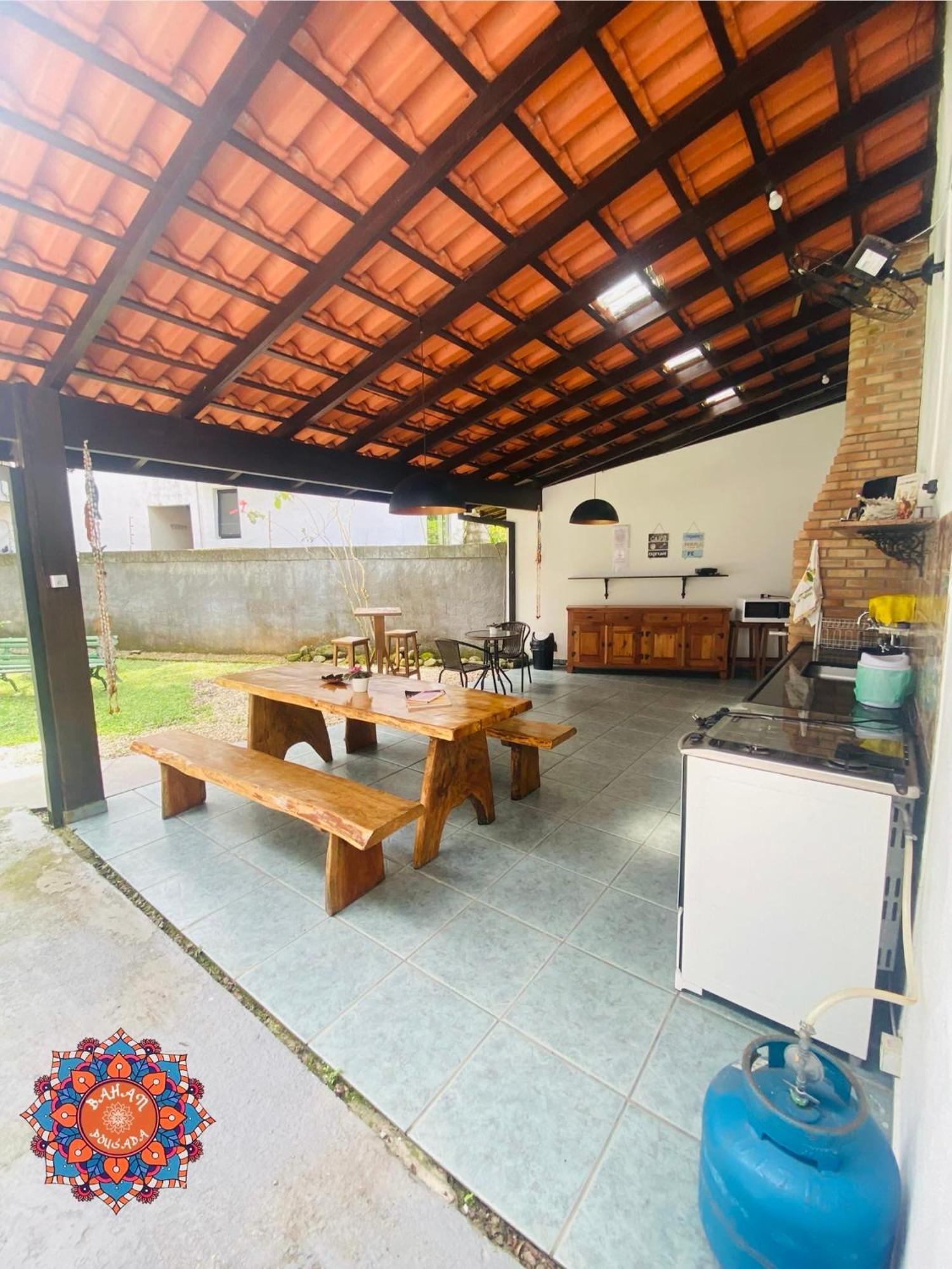 Bahan Suites Privativas - Ideal Para Casais Ubatuba Kültér fotó
